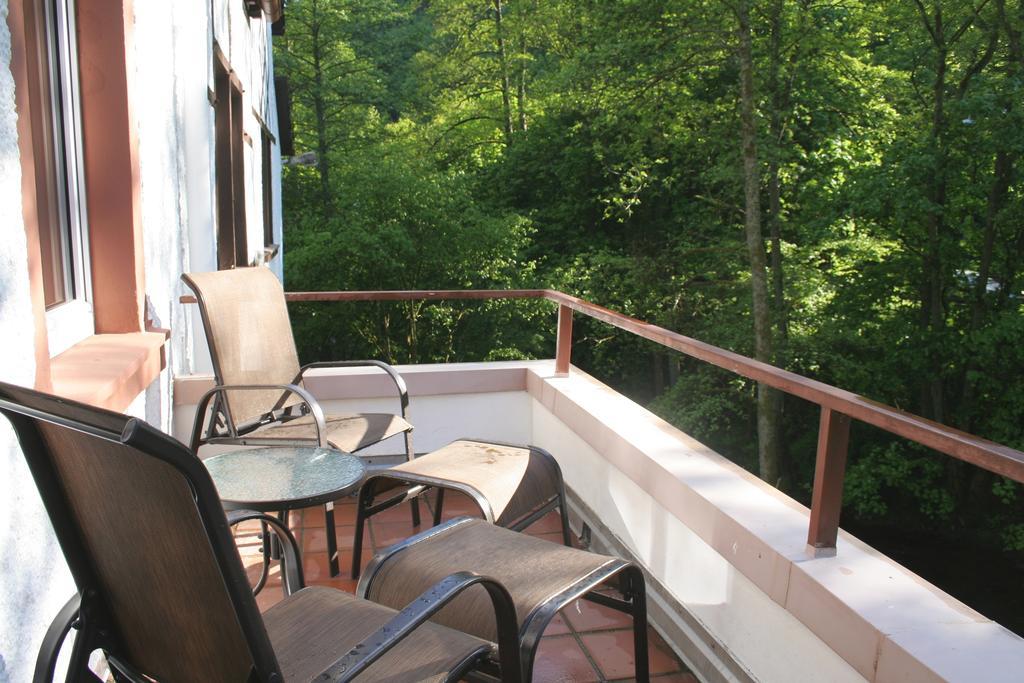 Wald Villa Uessbach Alf Room photo